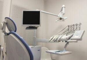 Composite bonding dental treatment in Richmond Hill